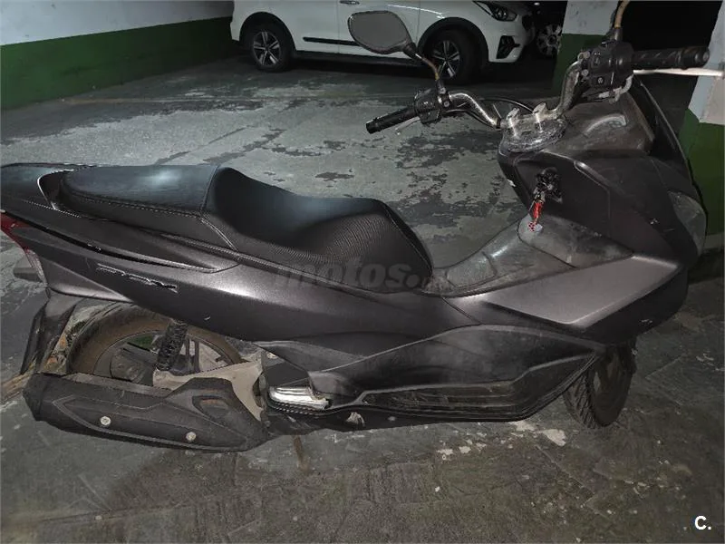 Honda PCX 125 – Vista 3