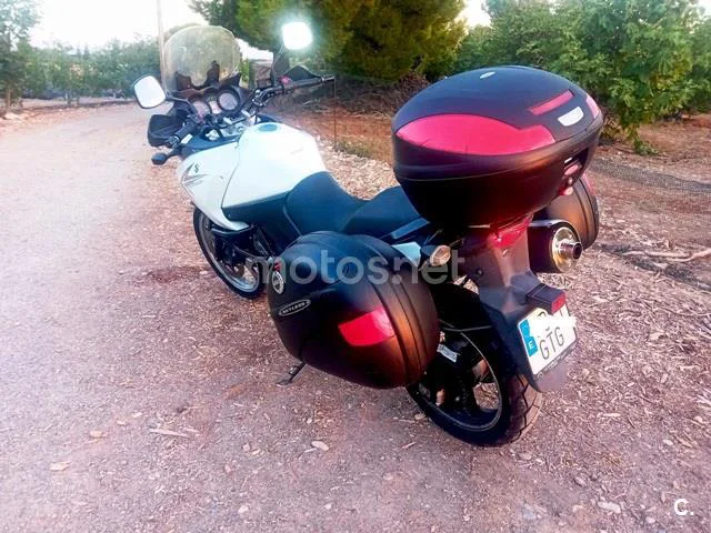 Suzuki V-Strom 650 – Vista 5