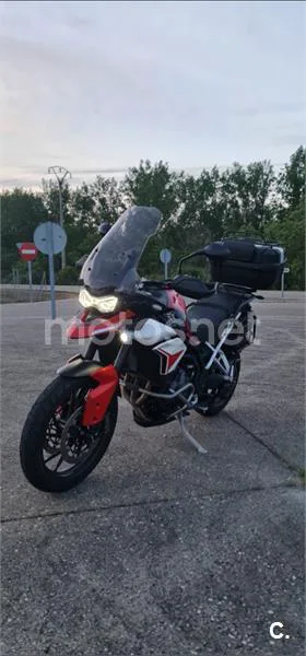 Triumph Tiger 900 – Vista 9