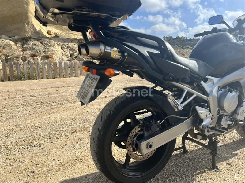 Yamaha FZ6 N – Vista 6