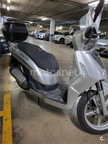 Kymco People 50 S – Vista 3
