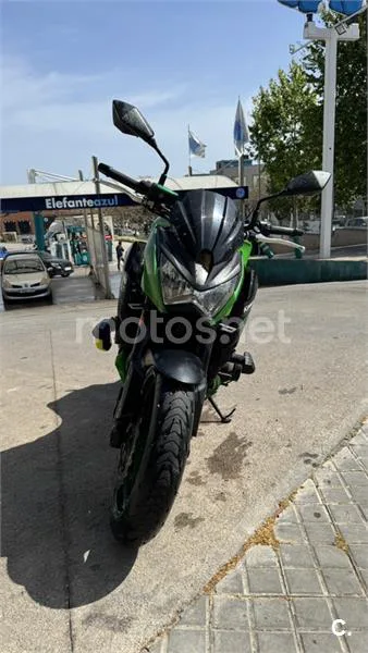 Kawasaki Z800 – Vista 3