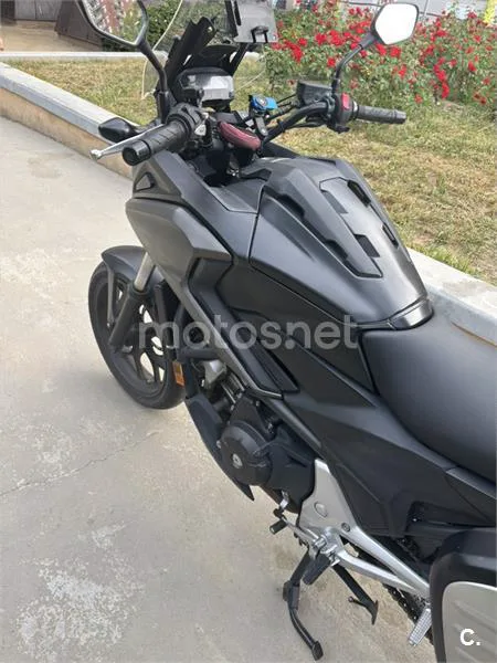 Honda NC 750 X – Vista 7