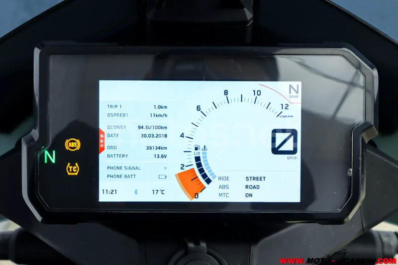 KTM 790 – Vista 6
