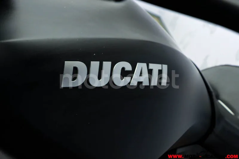 Ducati XDiavel – Vista 9