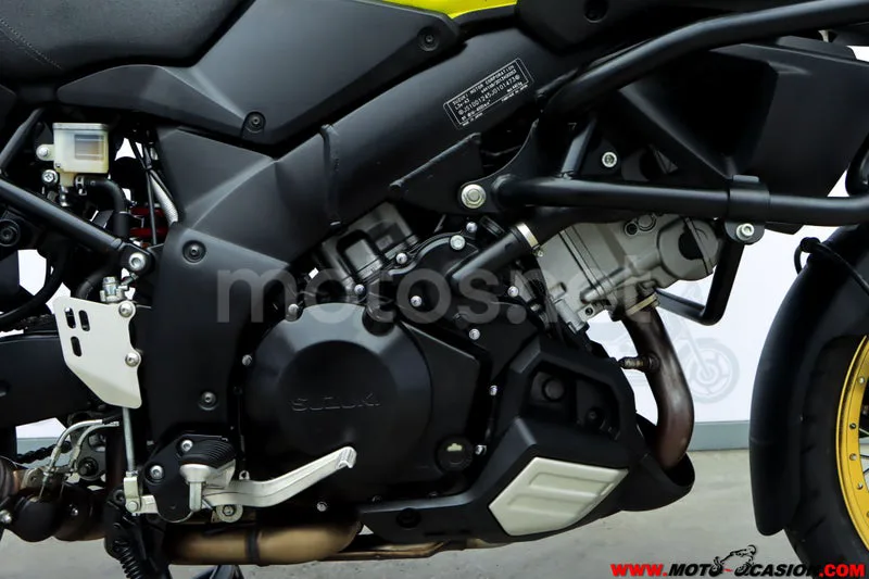 Suzuki V-Strom 1000 XT – Vista 5