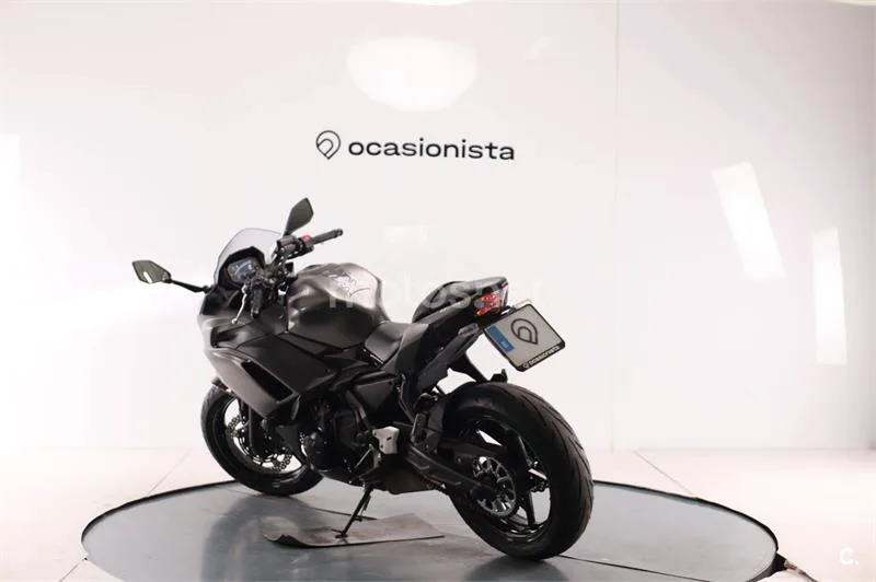 Kawasaki Ninja 650 – Vista 3