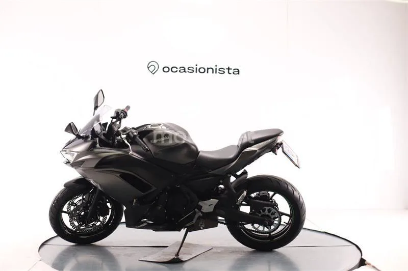 Kawasaki Ninja 650 – Vista 4