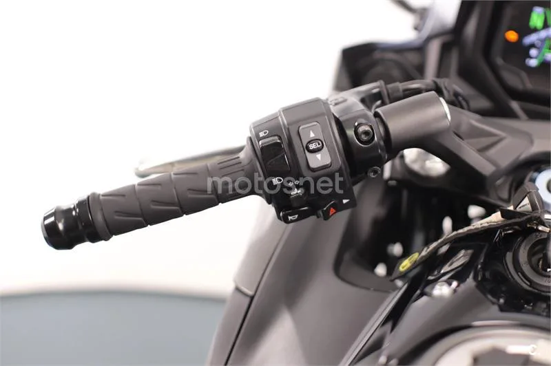 Kawasaki Ninja 650 – Vista 7