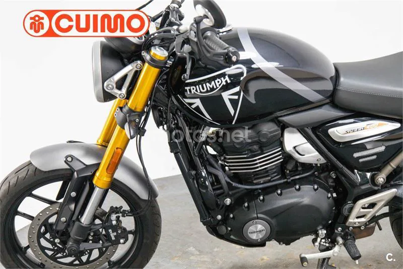Triumph Speed 400 – Vista 16