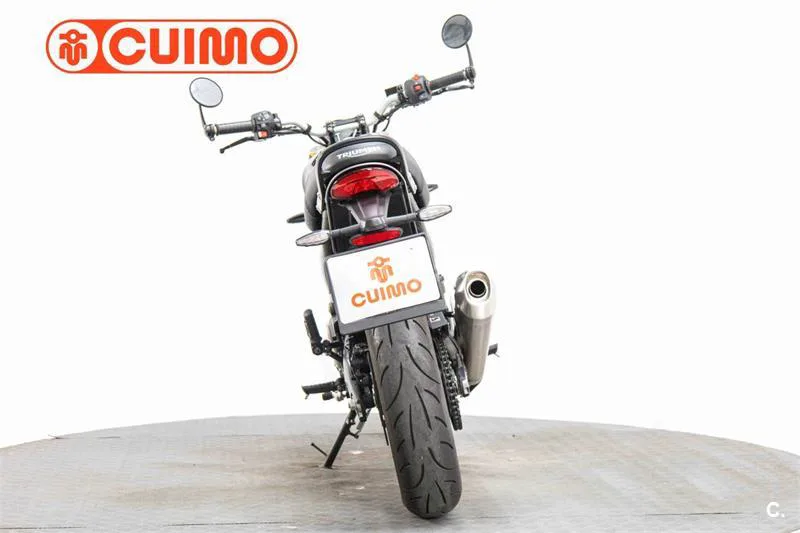 Triumph Speed 400 – Vista 10