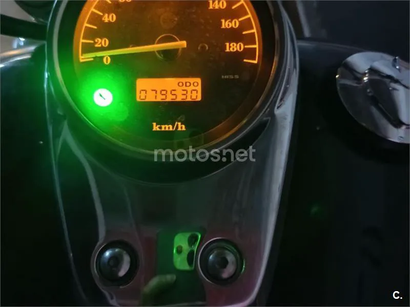 Honda Shadow 750 - Vista 5