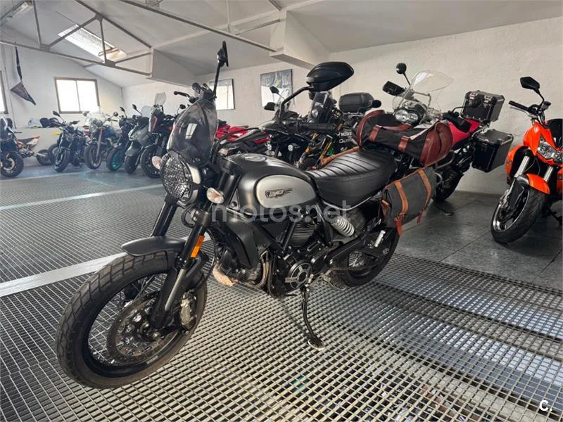 Ducati Scrambler – Vista 4