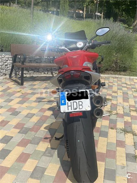 MV Agusta F4 1078 RR 312 1+1 – Vista 4