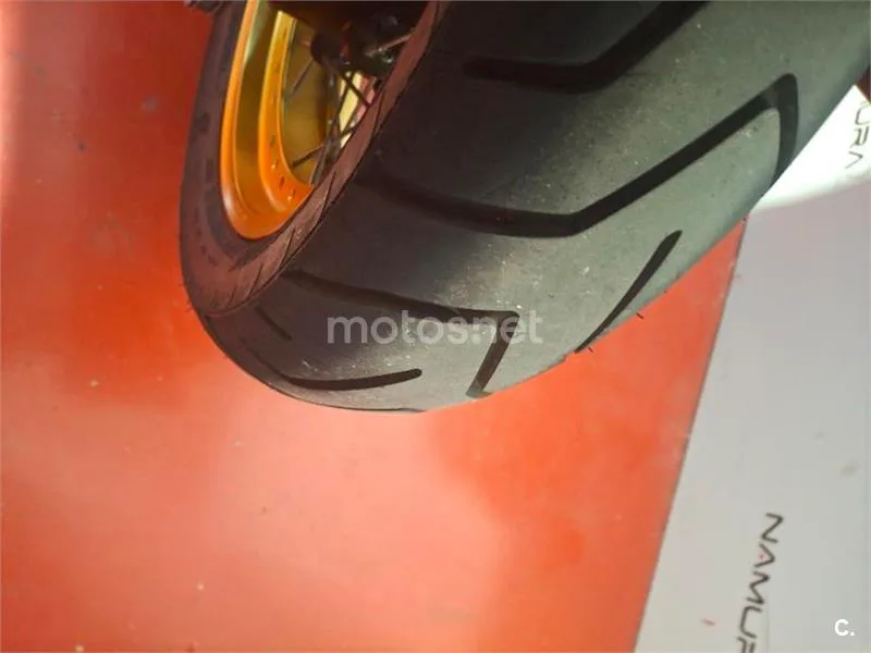Suzuki V-Strom 1050 – Vista 13