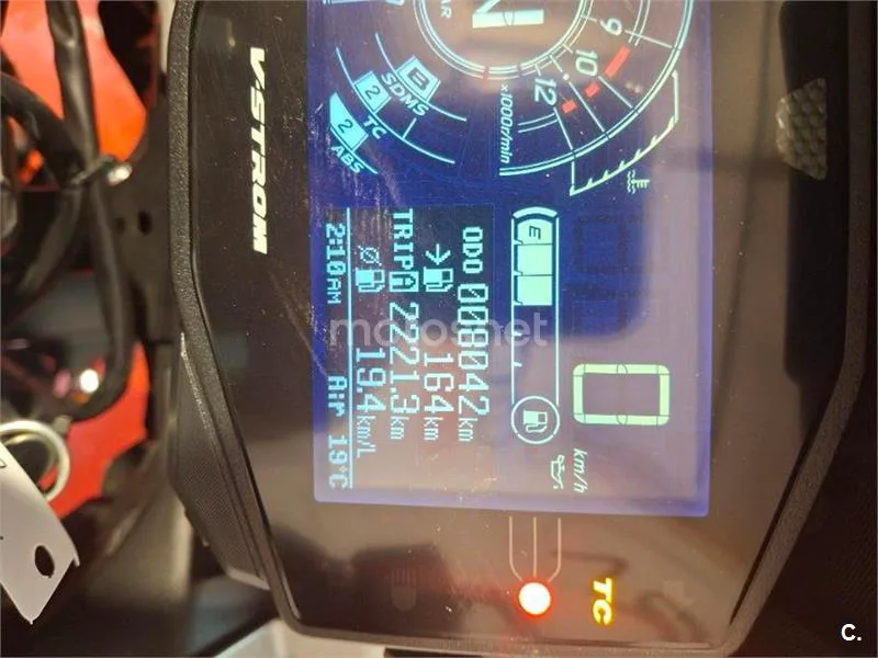 Suzuki V-Strom 1050 – Vista 8