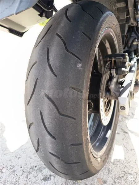 Suzuki GSF Bandit 650 – Vista 4