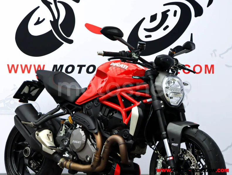 Ducati Monster 1200 – Vista 4
