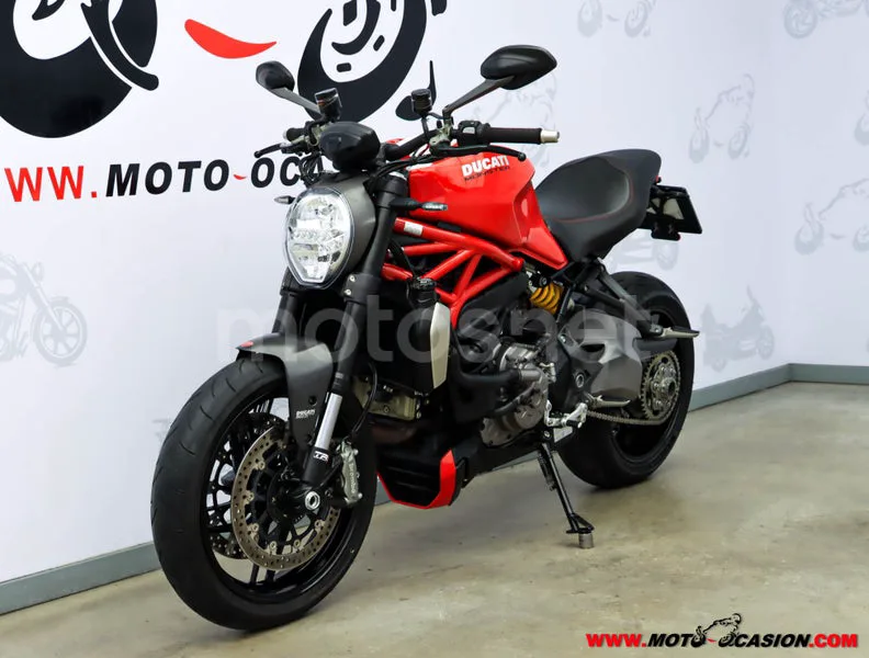 Ducati Monster 1200 – Vista 8