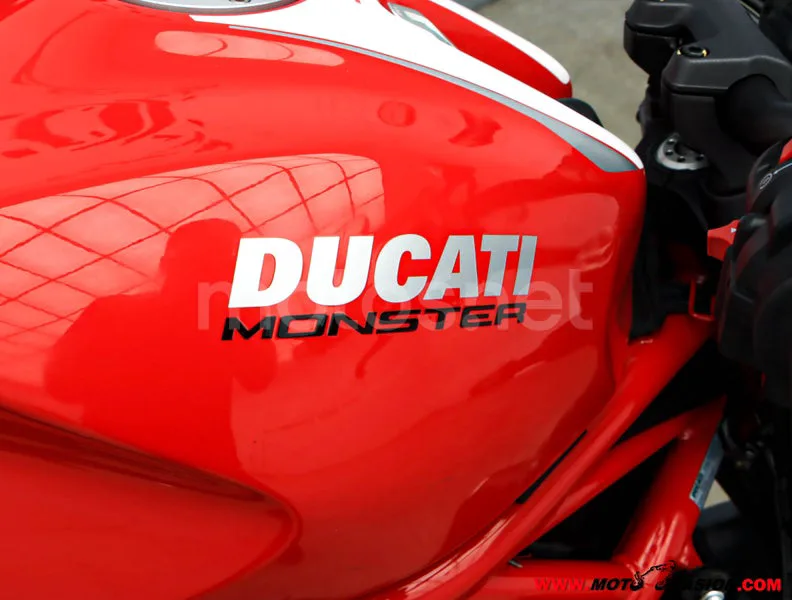 Ducati Monster 1200 – Vista 9