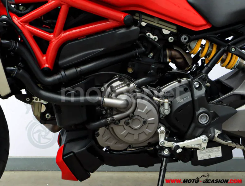 Ducati Monster 1200 – Vista 10