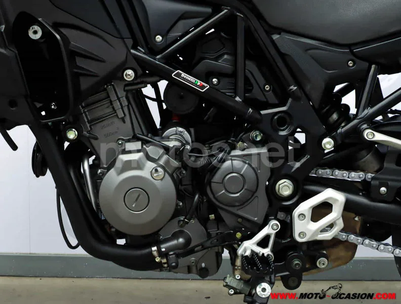 Benelli TRK 502 – Vista 5