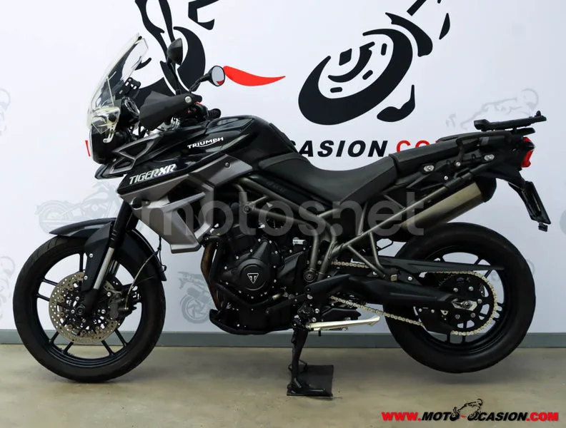 Triumph Tiger 800 – Vista 7