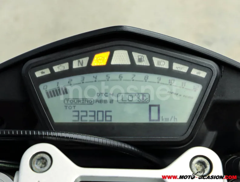 Ducati Hyperstrada – Vista 6