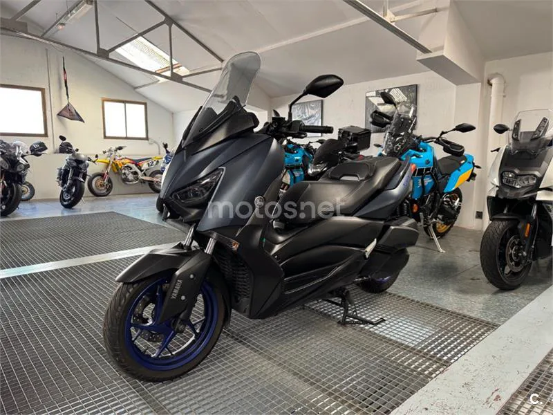 Yamaha XMAX 300 – Vista 4
