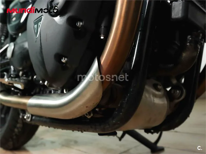 Triumph Speed Twin 900 – Vista 15