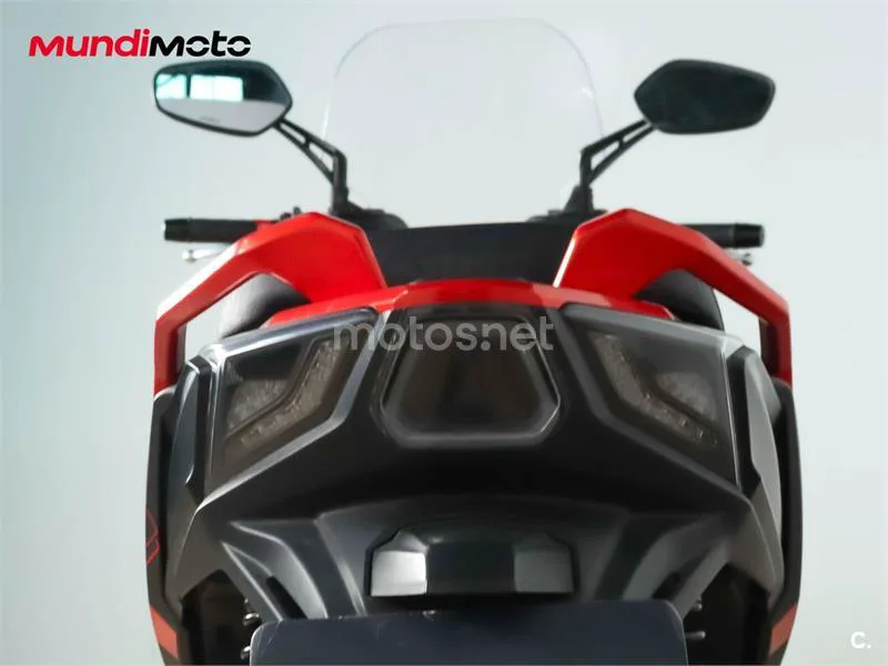Kymco DTX 350 – Vista 9