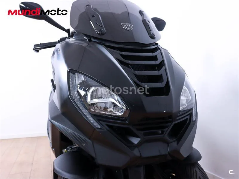 Peugeot Metropolis 400 – Vista 5