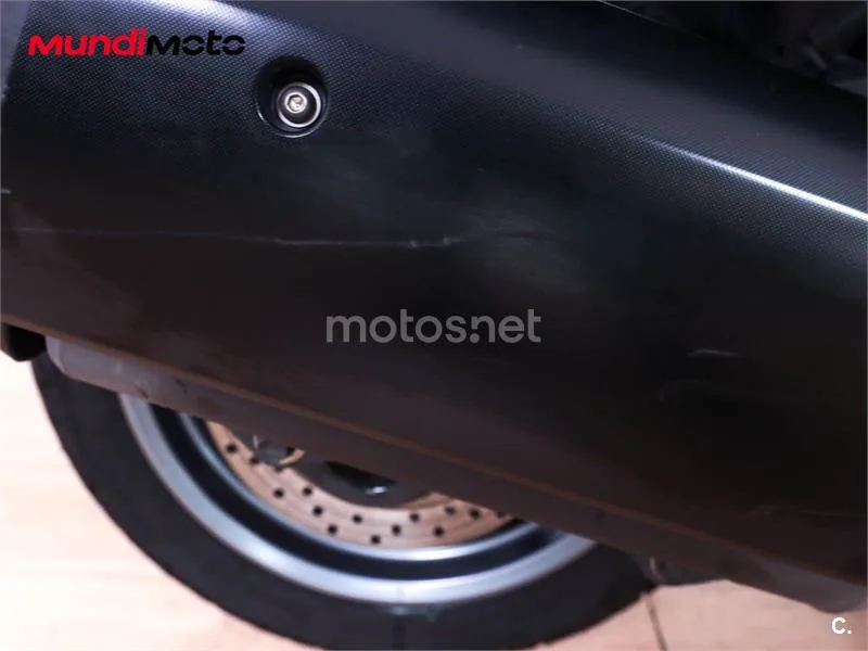 Yamaha XMAX 300 – Vista 22