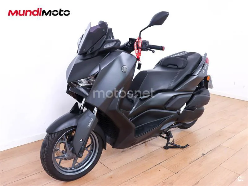 Yamaha XMAX 300 – Vista 7