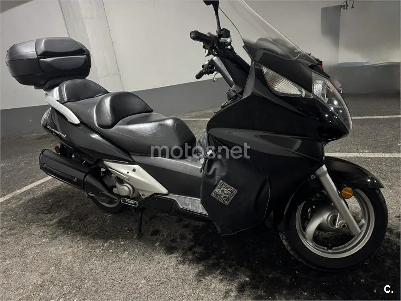 Honda Silver Wing 600 – Vista 3