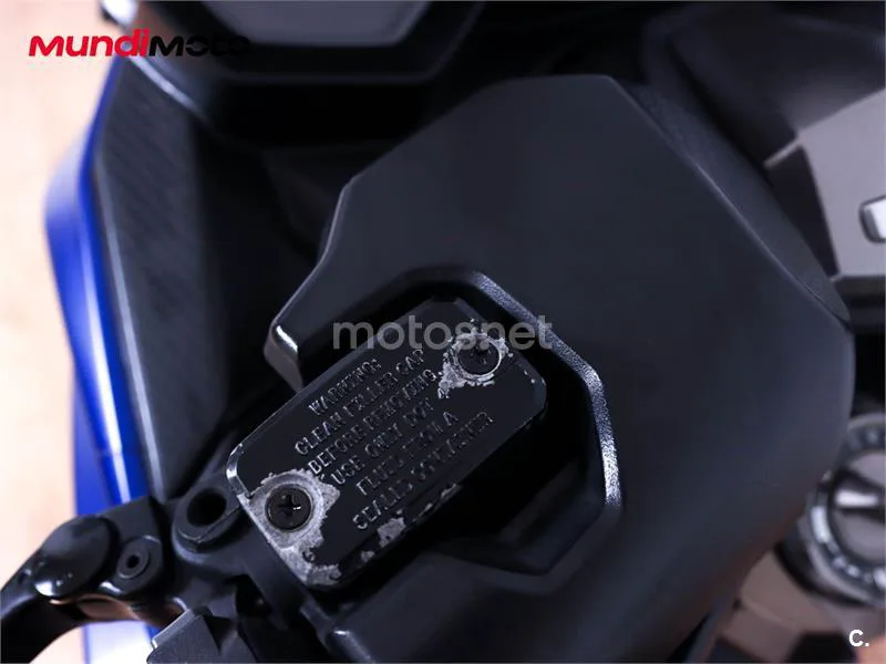 Kymco AK 550 – Vista 35