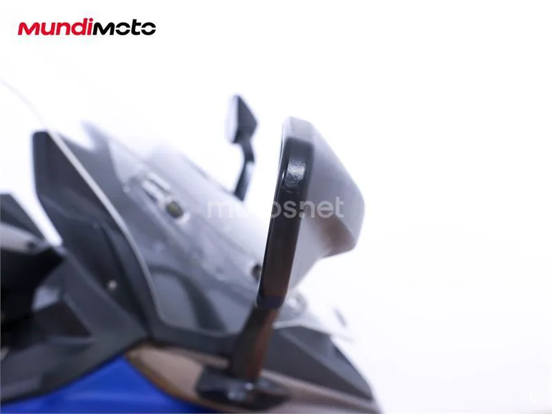 Kymco AK 550 – Vista 44