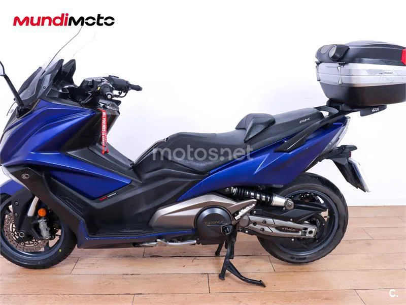 Kymco AK 550 – Vista 6