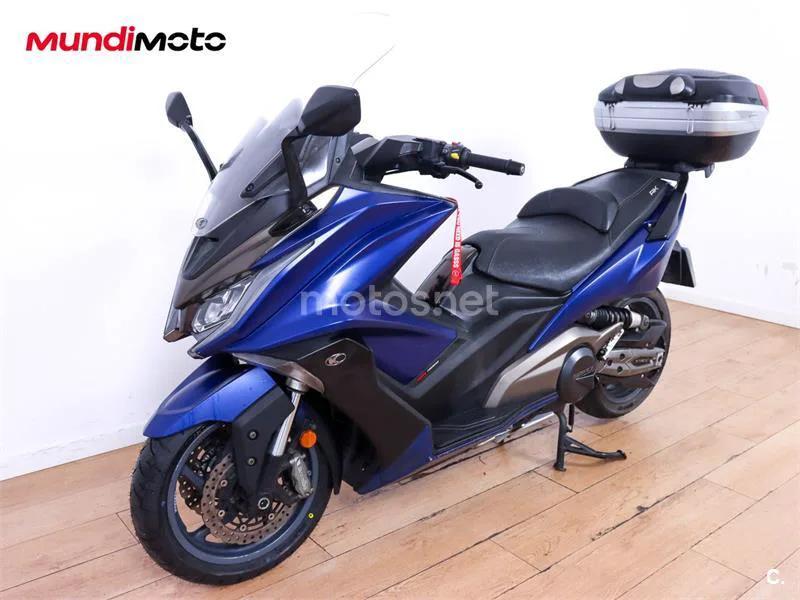 Kymco AK 550 – Vista 7