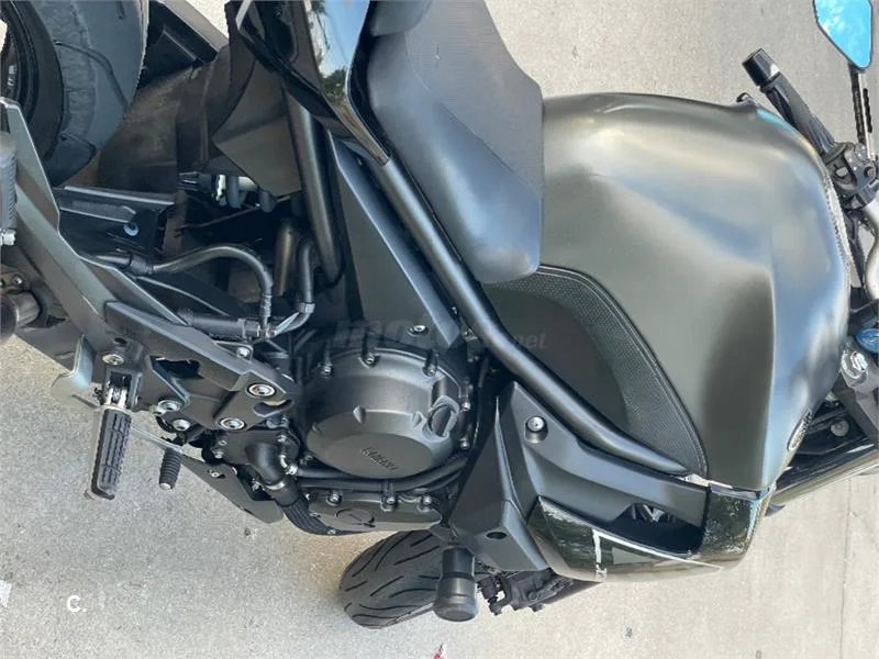 Yamaha XJ6 Diversion N – Vista 8