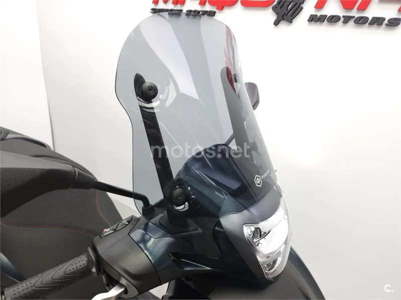 Piaggio Beverly – Vista 13