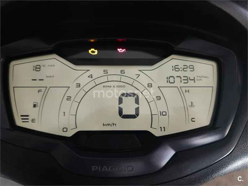 Piaggio Beverly – Vista 8