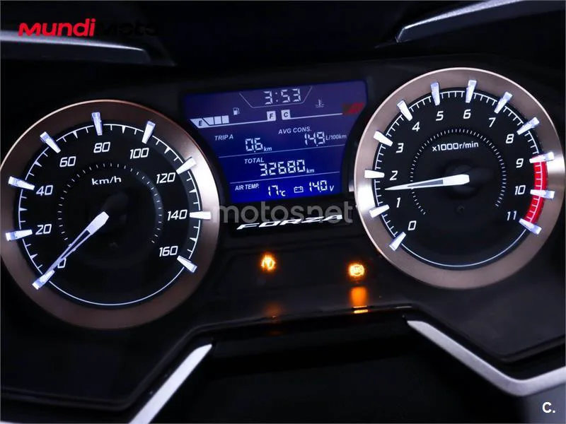 Honda Forza 350 – Vista 12