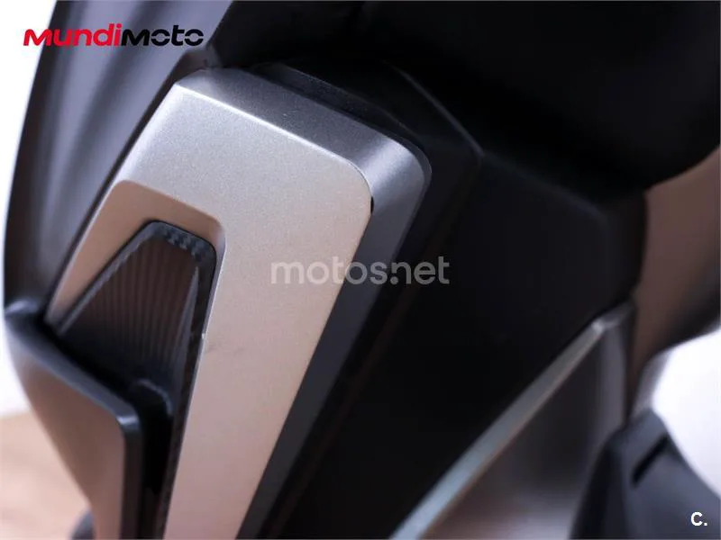 Honda Forza 350 – Vista 17
