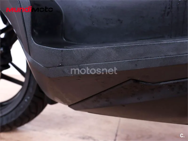Honda Forza 350 – Vista 18
