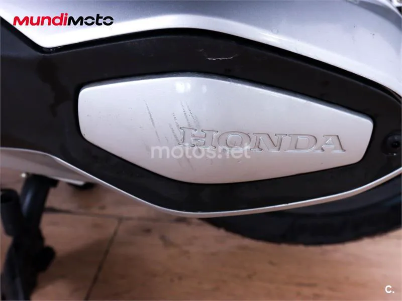 Honda Forza 350 – Vista 19