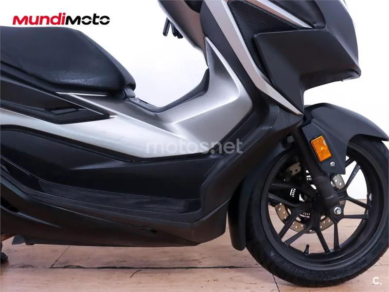 Honda Forza 350 – Vista 21