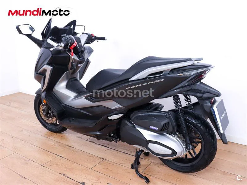Honda Forza 350 – Vista 8