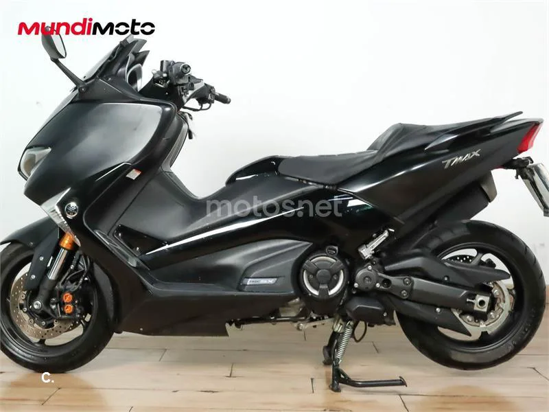 Yamaha TMAX 530 – Vista 6