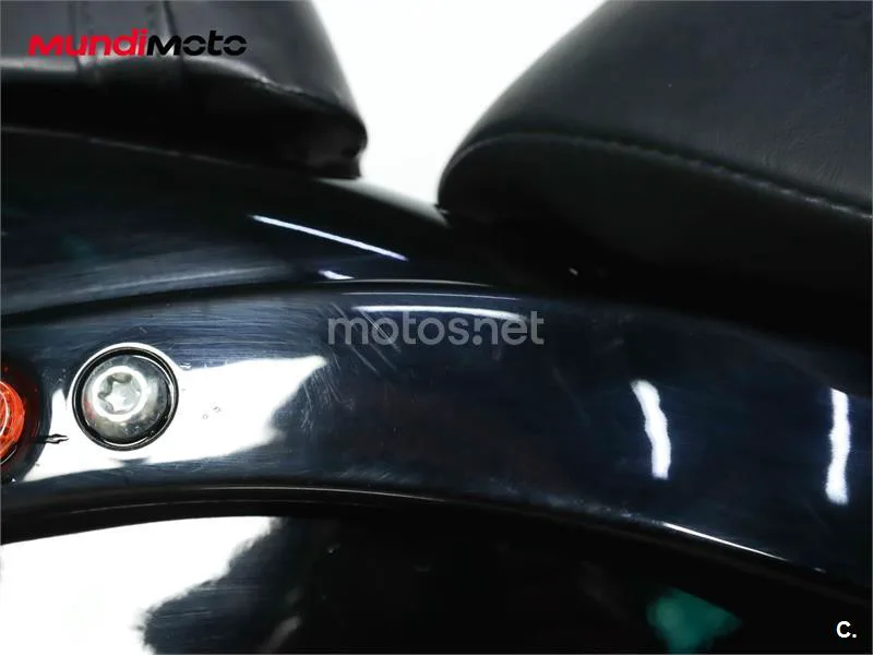 Harley-Davidson Softail Standard – Vista 18